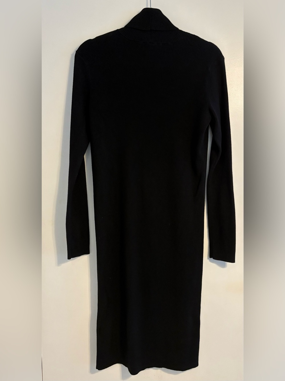 Express Black Long-Sleeve Ribbed Knit Midi Dress